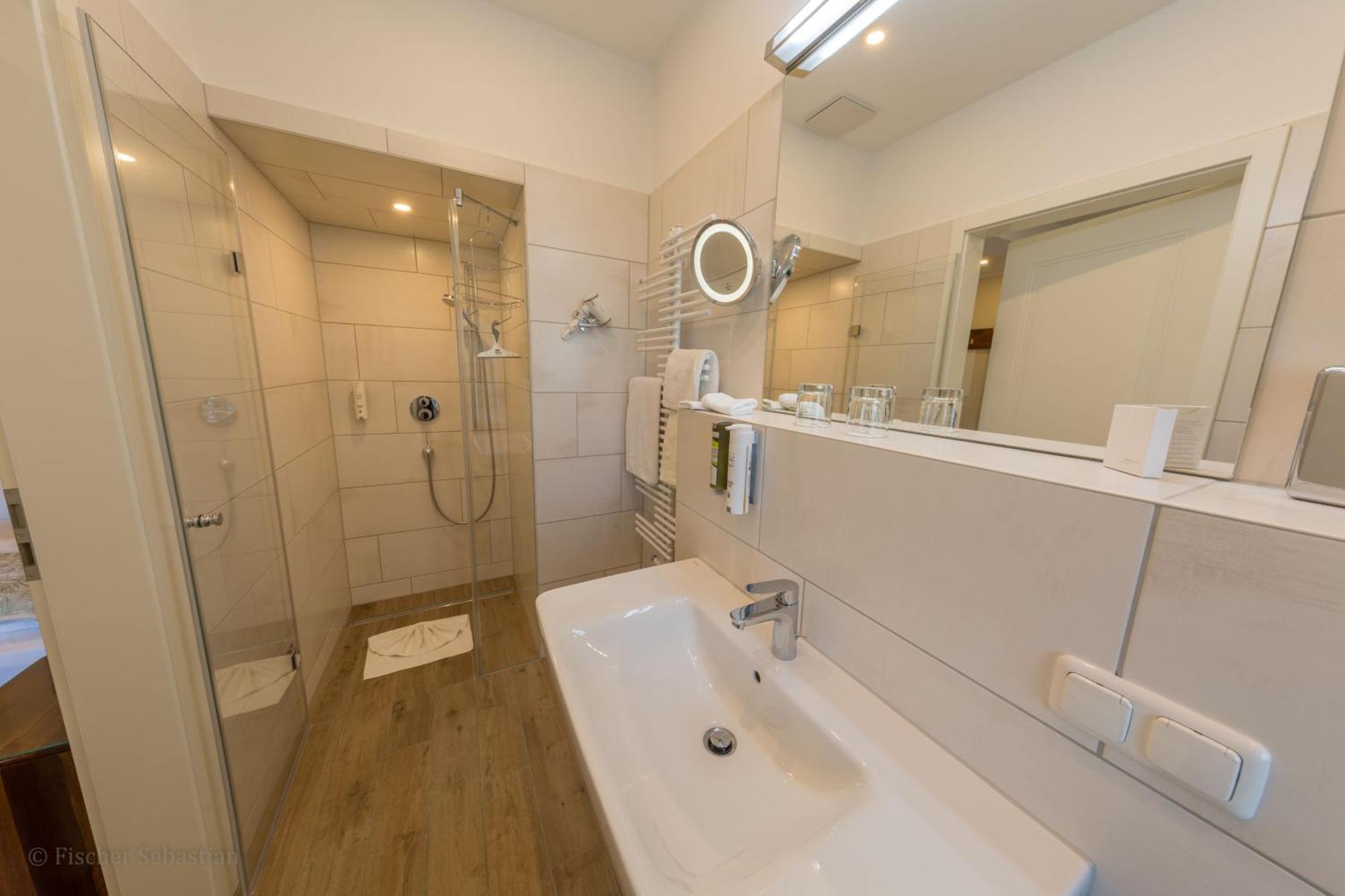 Gaestehaus Bergfalke Ahrenshoop Chambre photo