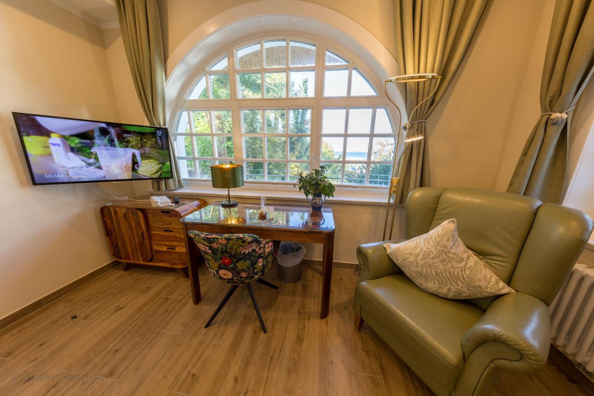 Gaestehaus Bergfalke Ahrenshoop Chambre photo